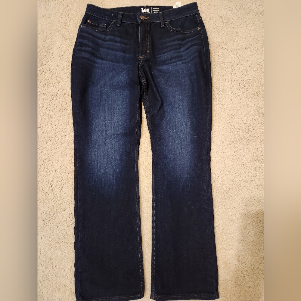 Womens Lee jeans, size 14 M, Dark Navy Blue